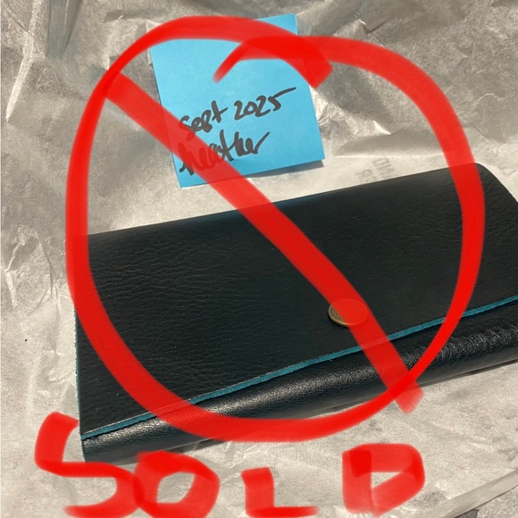 Sorry- sold on crosspost - Picture 1 of 1